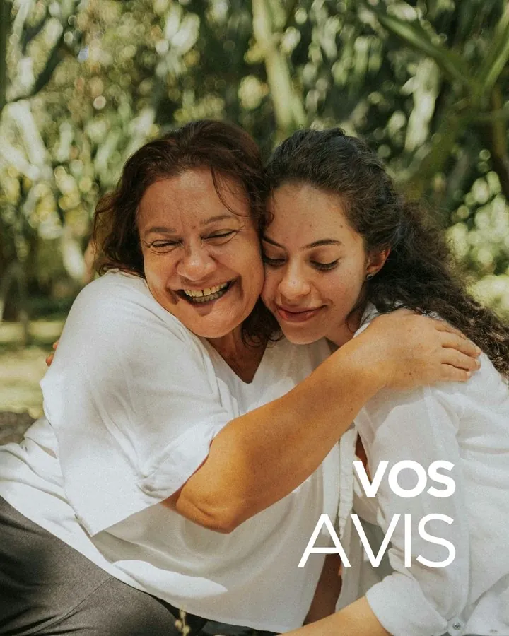 Visuel « Vos avis » : une mère et sa fille